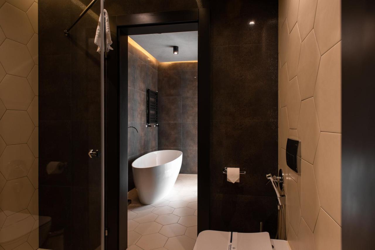 Mojo Boutique Hotel Lutsʼk Esterno foto