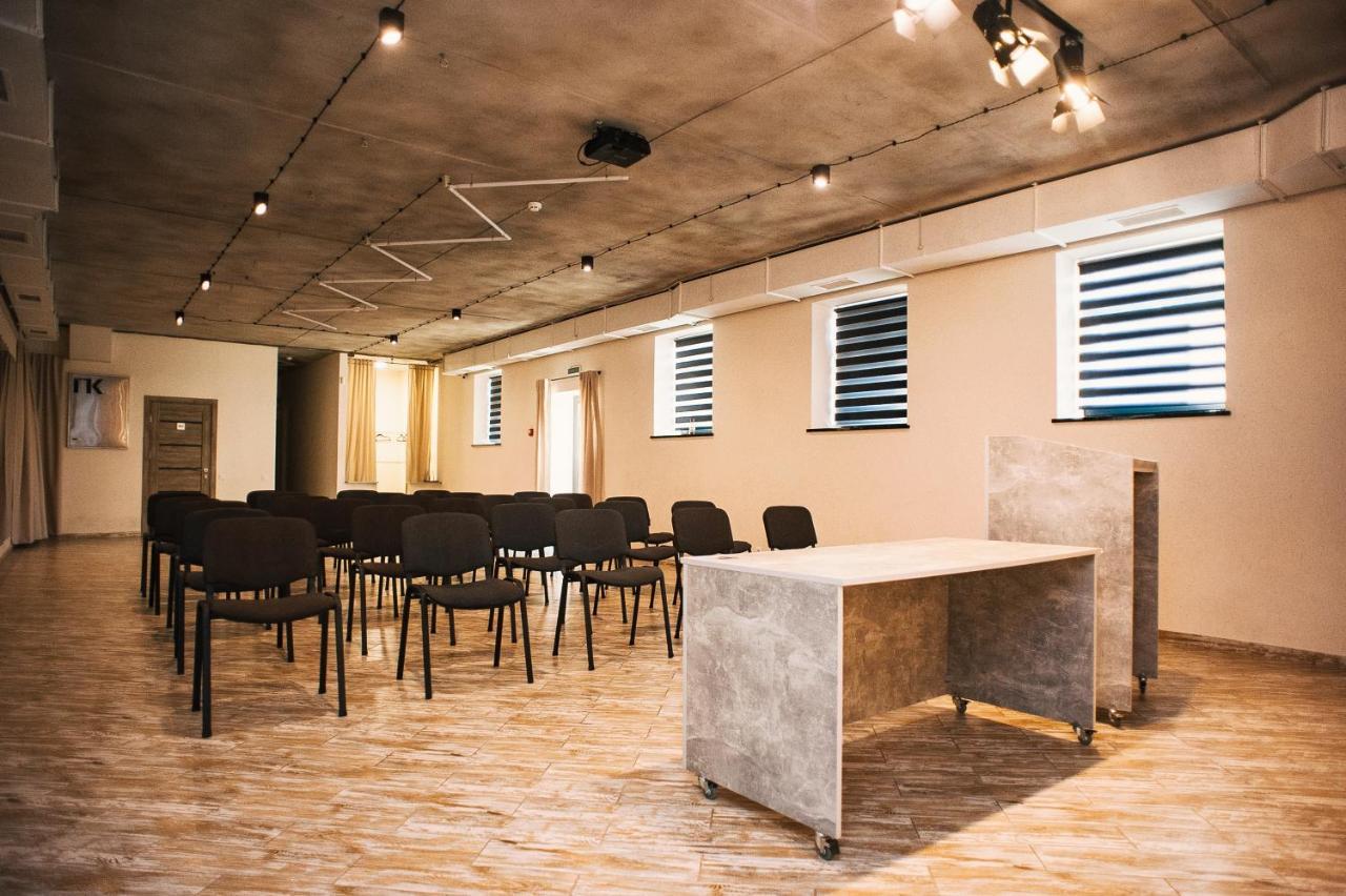 Mojo Boutique Hotel Lutsʼk Esterno foto