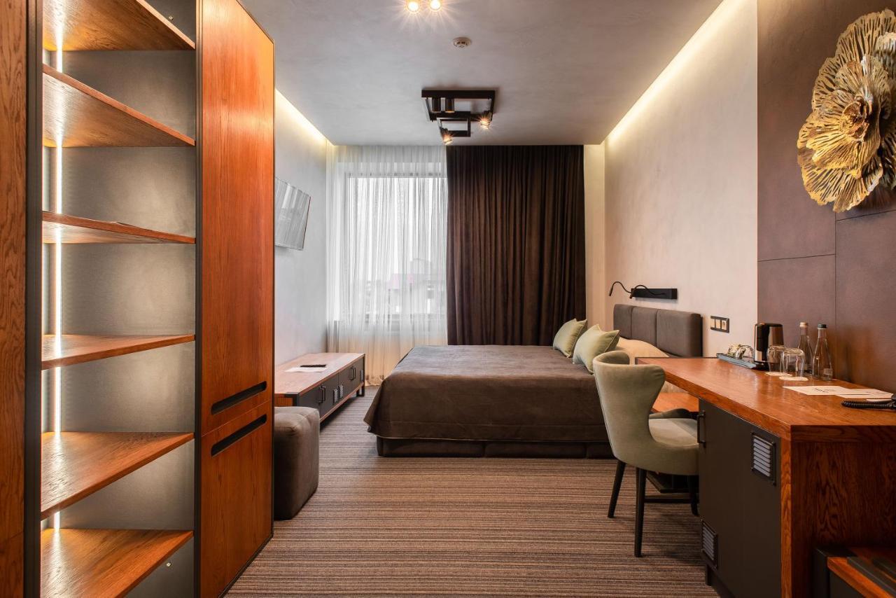 Mojo Boutique Hotel Lutsʼk Esterno foto